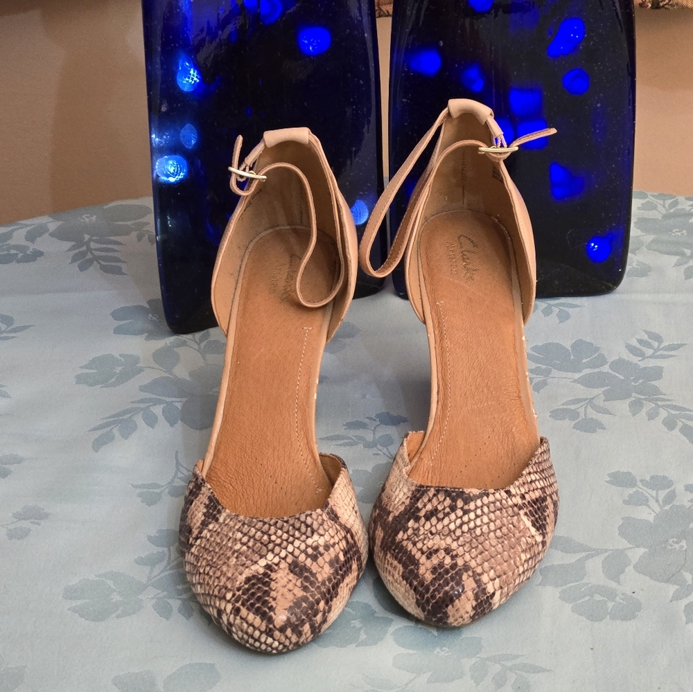 Clarks Snakeskin Pattern Wedge Sandals - image 2